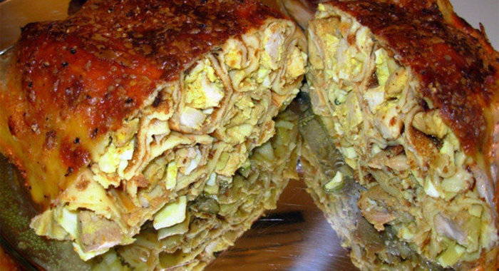 Курица фаршированная блинами