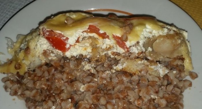 Гречневая запеканка с рыбой