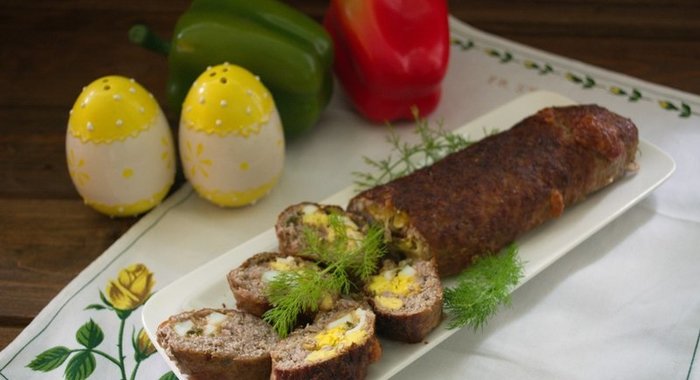 Сырно-мясной рулет