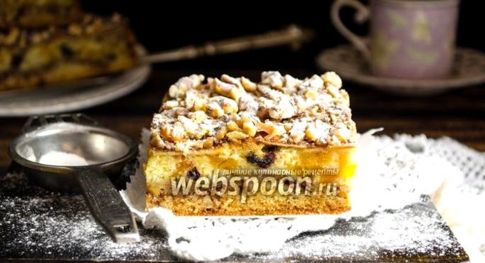 Яблочный пирог с орехами