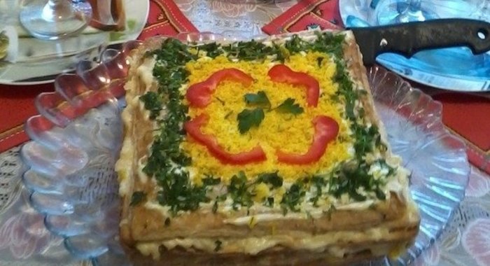 Закусочный торт с семгой