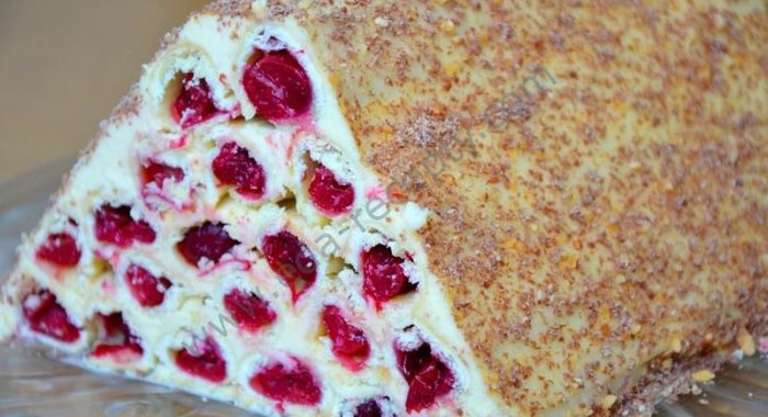 Торт Монастырская изба с вишней