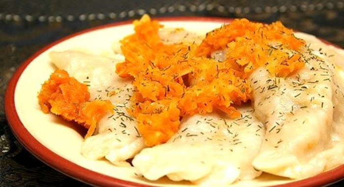 Вареники с сыром и ветчиной