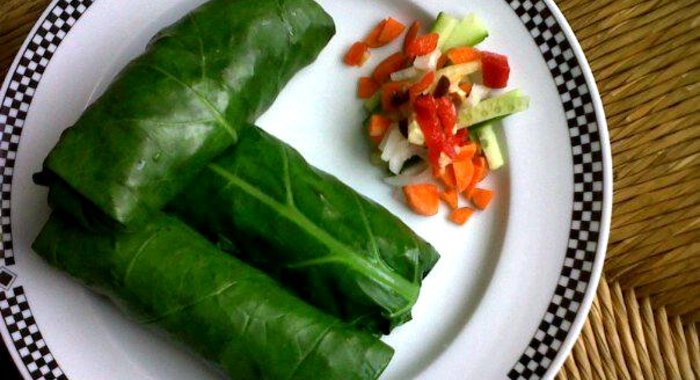 Вегетарианские рулетики из листовой капусты