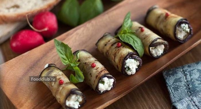 Рулетики из баклажанов с сыром