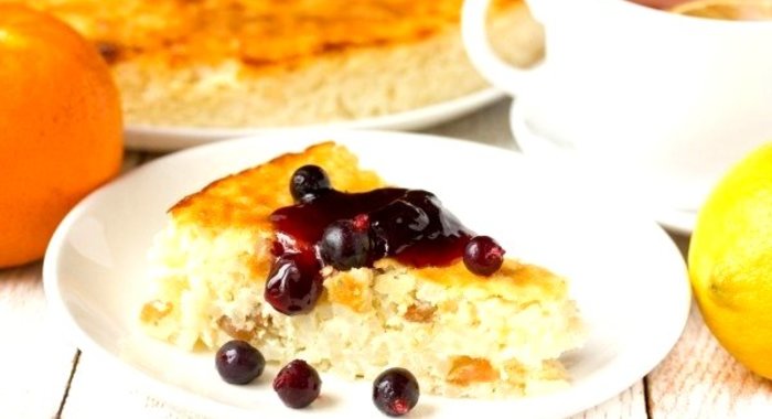 Творожно-рисовая запеканка с изюмом