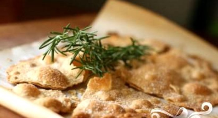 Крекеры с розмарином