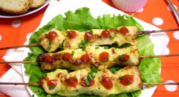 Куриные шашлычки на шпажках в духовке
