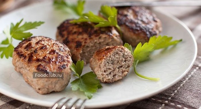 Котлеты из курицы и говядины