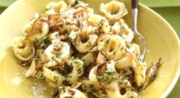 Тортеллини с грибным соусом