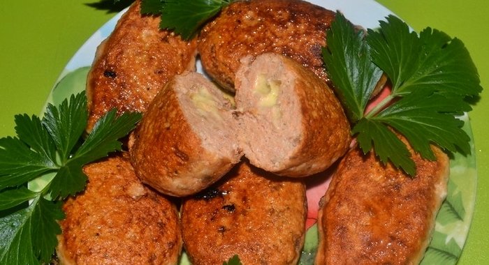 Рыбные котлеты с сыром