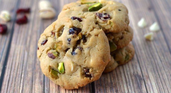 Печенье с клюквой и фисташками