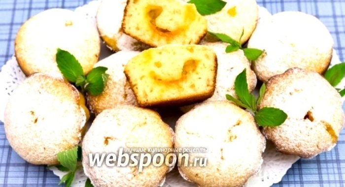 Манные кексы с джемом