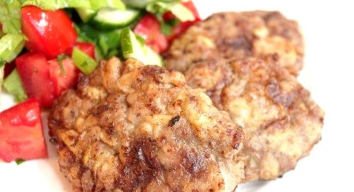 Мясные котлеты с кабачками