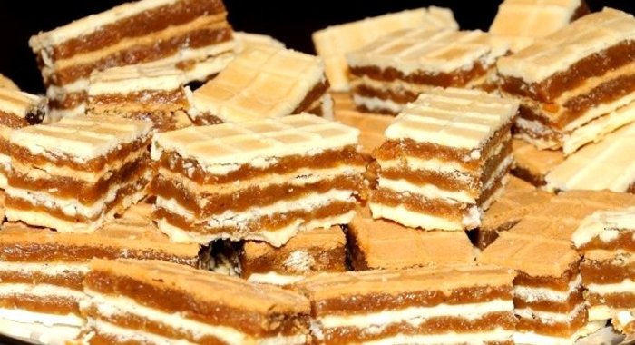 Вафли с карамелью