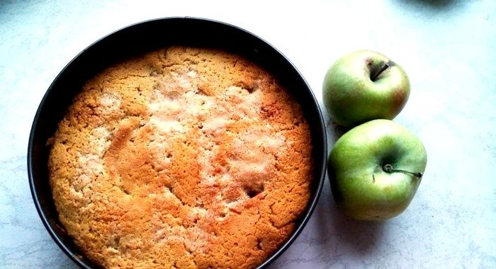 Закрытый яблочный пирог