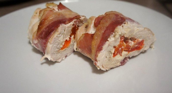 Куриный рулет с сыром и болгарским перцем