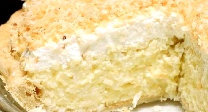 Кокосовый пирог со сливкам