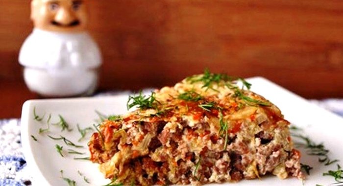 Капустная запеканка с фаршем в мультиварке