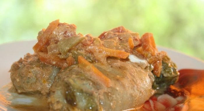 Весенние голубцы из фарша ассорти(свинина+курица+индейка) со свежей зеленью