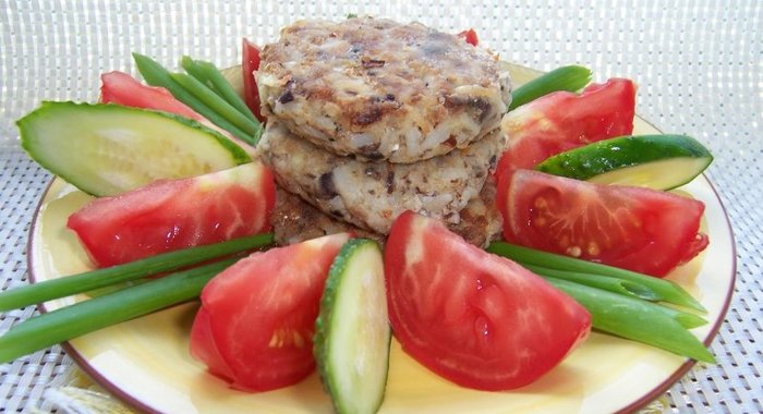 Котлеты из сардин с рисом