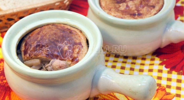 Жаркое в горшочках