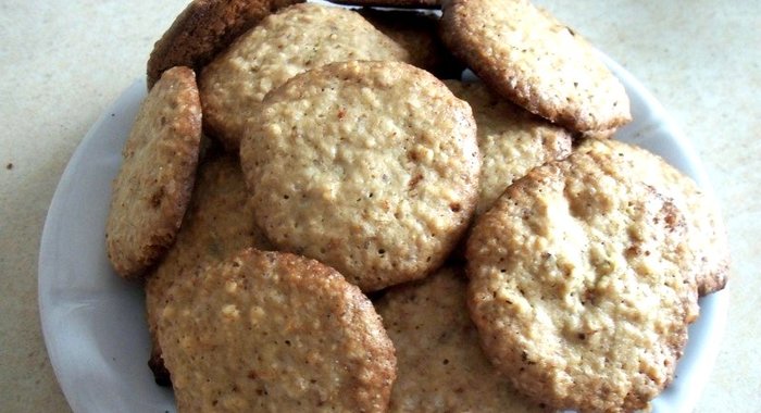 Овсяное печенье с орехами