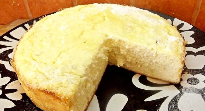 Медовая творожная запеканка с грушами