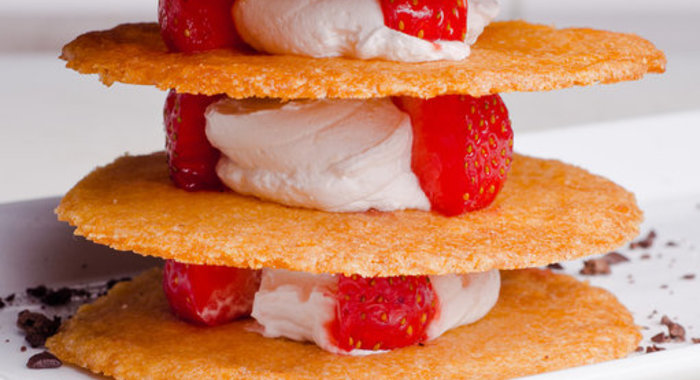 Мильфей с клубникой