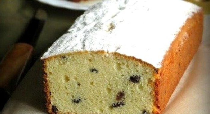 Творожный кекс с изюмом