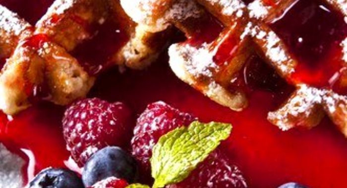 Рождественские вафли с черникой