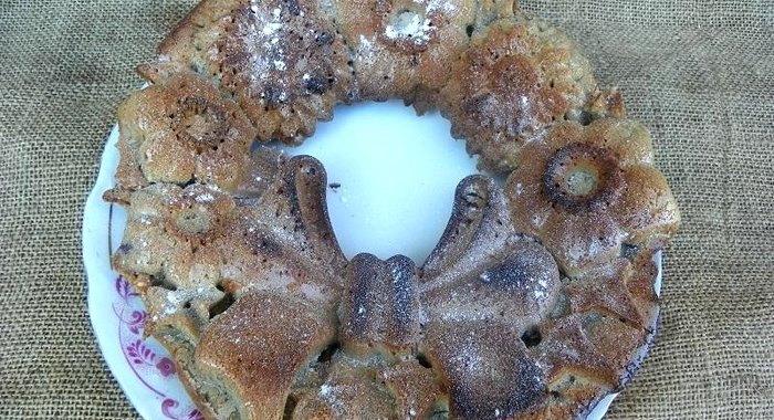 Кекс с пьяной вишней