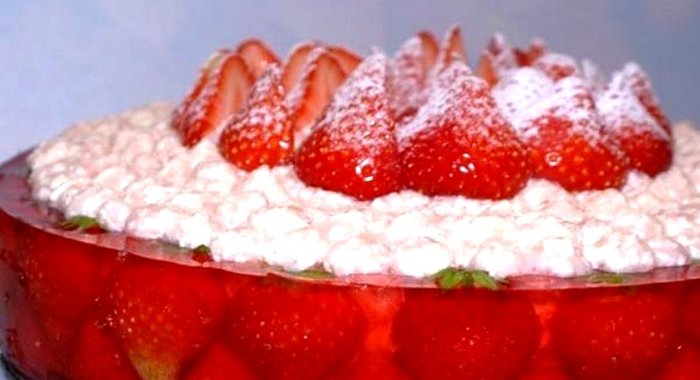 Клубнично-малиновый торт