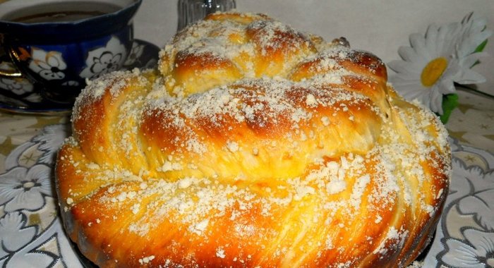 Витушка сдобная со штрейзелем