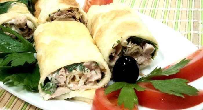 Рулетики из яичных блинчиков