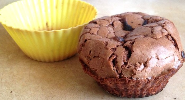 Кексы из горького шоколада с начинкой