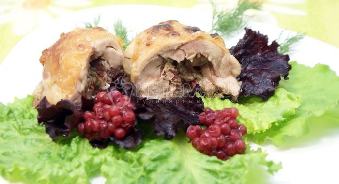 Куриные рулетики с начинкой