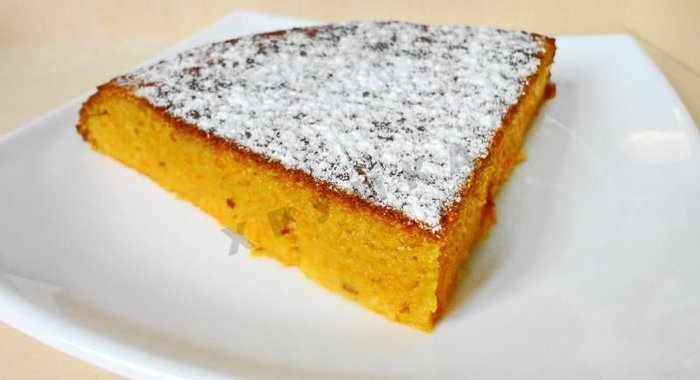 Морковный пирог в мультиварке