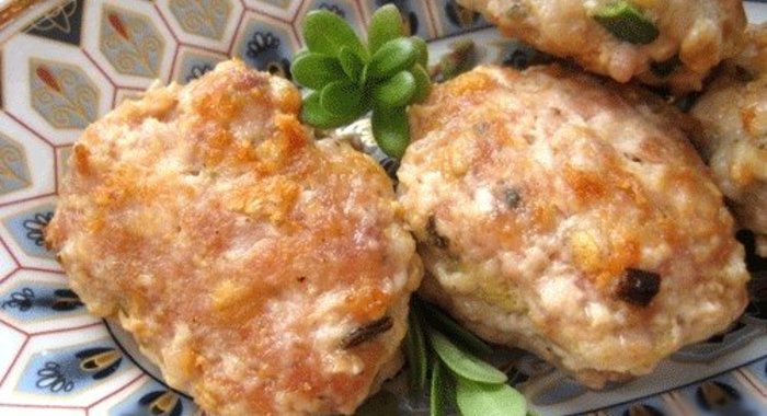 Котлеты куриные с чесноком