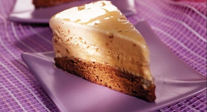 Торт-мороженое с карамелью