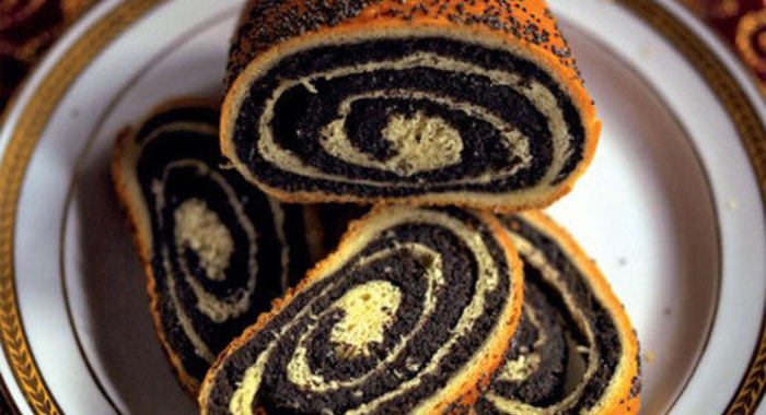 Рулет с маком от Ники Белоцерковской