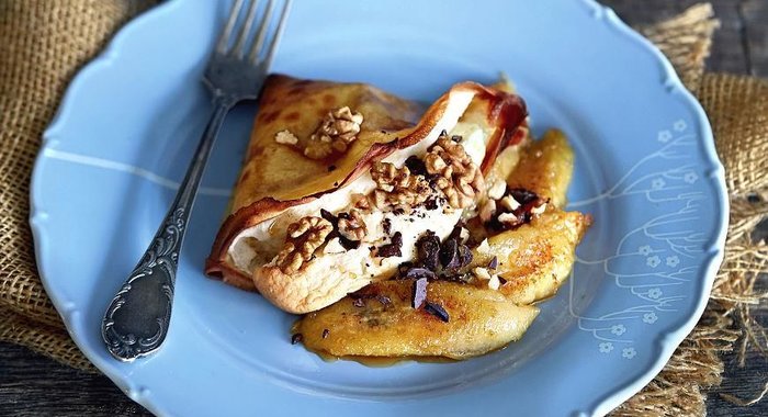 Суфле в блинчиках с жареными бананами