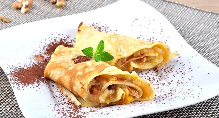 Блины с яблоками