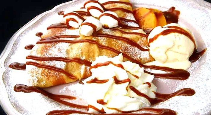 Блины с мороженым