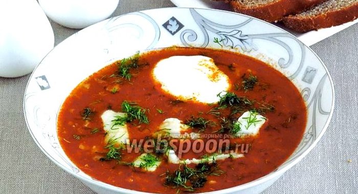 Щи из квашеной капусты с жареной рыбой