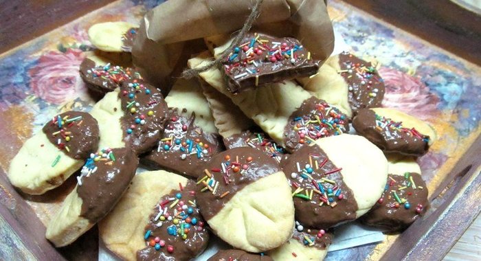 Песочное печенье в шоколаде