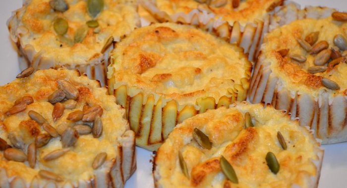 Безглютеновые маффины из цветной капусты с сыром