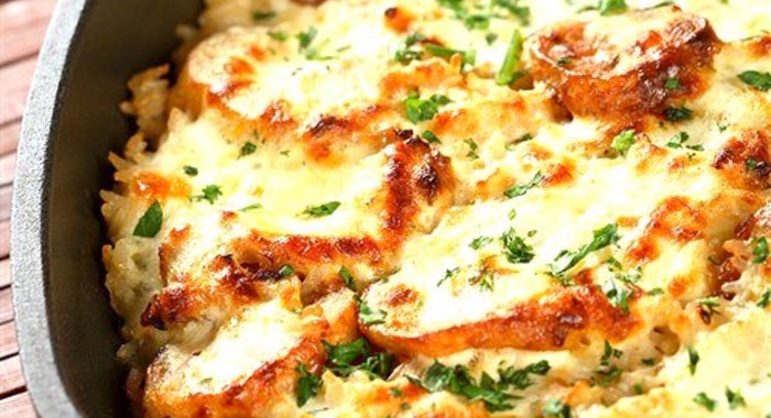 Картофельная запеканка с мясом и грибами