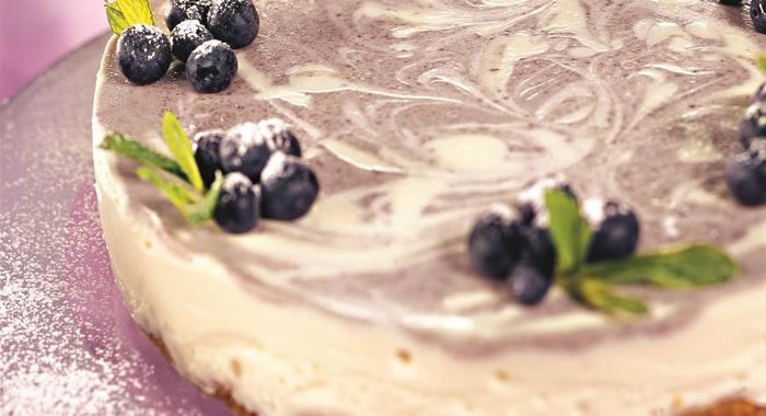 Торт с голубикой