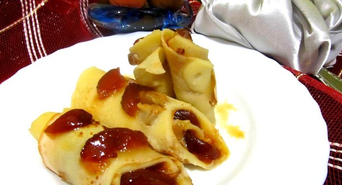 Блины с персиками